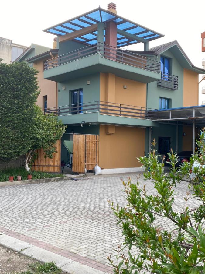 Vila Ajdinaj 培拉特 外观 照片